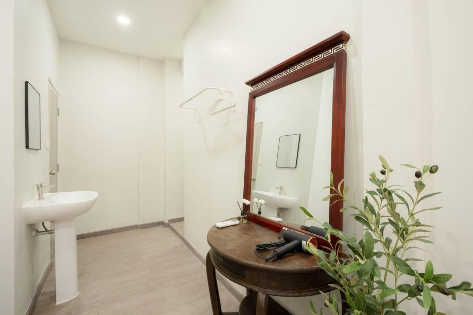 Hidden Dragon V Yaowarat Road Apartman Bangkok Kültér fotó